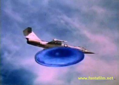 L’UFO assale l’aereo sperimentale